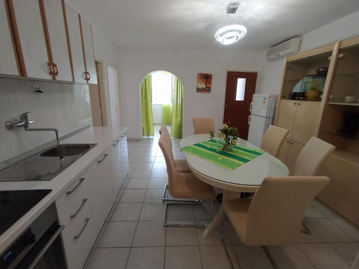 Apartmani Trubi 2 Vodice Exterior photo